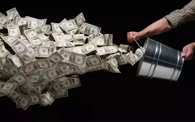 美國(guó)小男孩變成百萬(wàn)富翁的故事告訴我們什么?