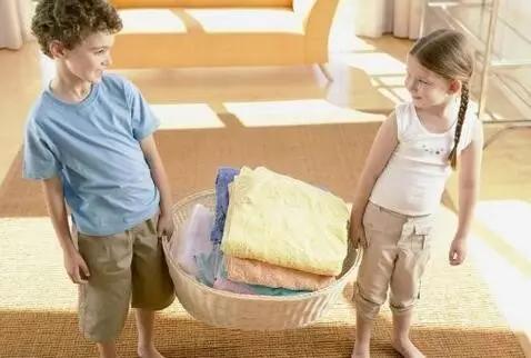 千萬(wàn)別把孩子養(yǎng)成乞丐!